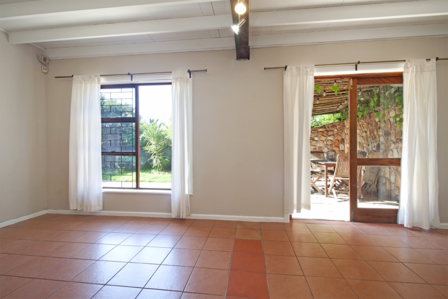 2 Bedroom Property for Sale in Kommetjie Western Cape